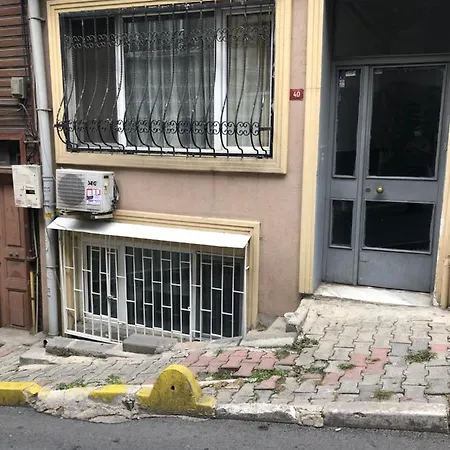 Apartment Comfortable House For Families Close To Taksim Istanbul