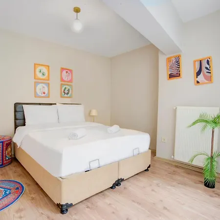 Comfortable House For Families Close To Taksim Apartment *